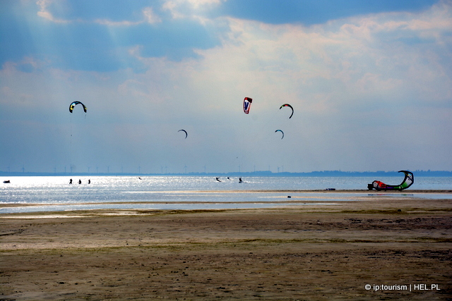 kitesurfing na helu