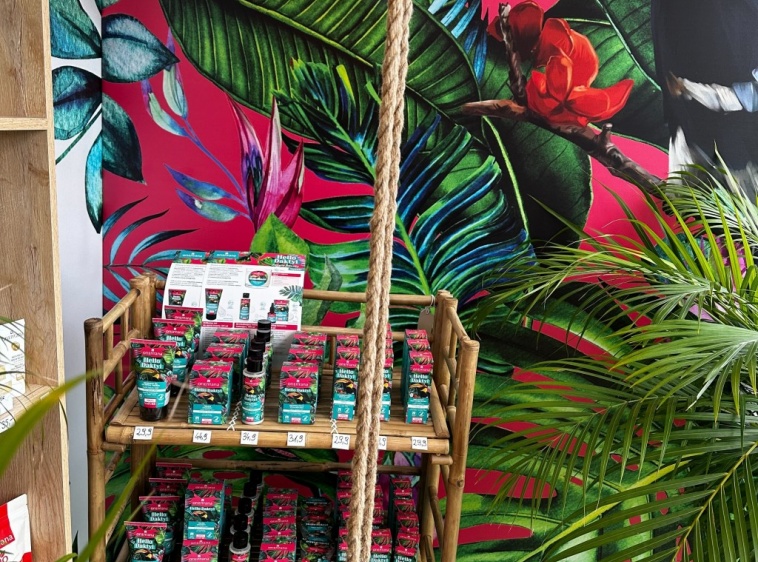 ORIENTANA Popup Store