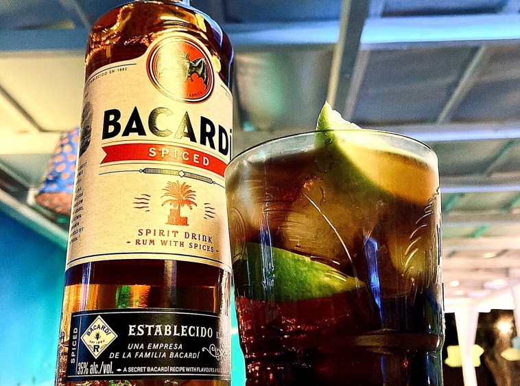 Portowa 2 - Shot Bar & Street Food