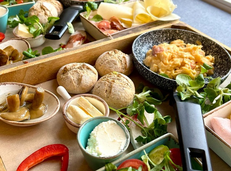 Elite Cafe & Restaurant Śniadanka, dla każdego coś dobrego!