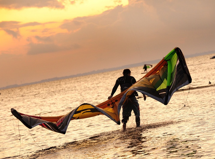 Maszoperia Pływanie na Campingu Maszoperia?v=